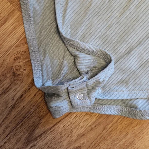 NWT F21 seafoam green ribbed bodysuit sz M - Picture 3 of 4